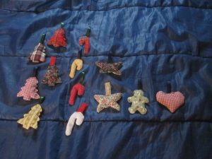Fabric Scraps to Ornaments DIY—Kimia Wood